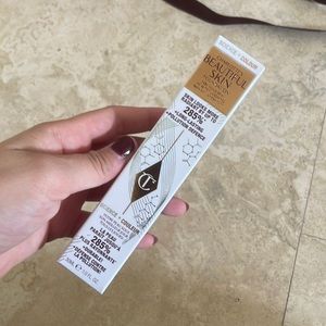 Charlotte tilbury charlottes beautiful skin foundation